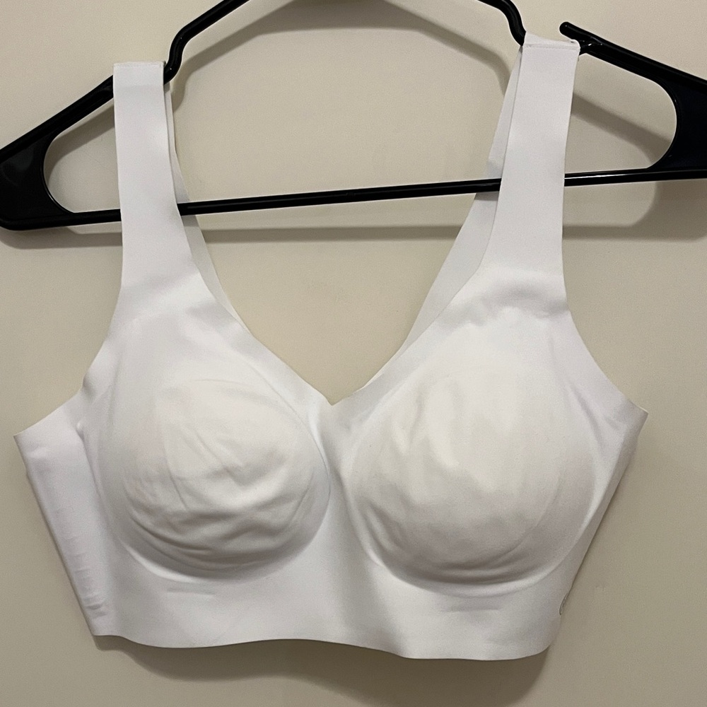 Honeylove Softform Bra Seamless White Bra size medium in white